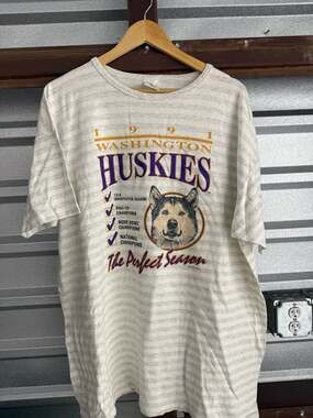 Vintage 1991 Washington Huskies National Champions "The Perfect Season" CMS Casu